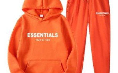 Essentials Fear of God: The New Definition of High-Fashion Streetwear