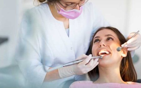 Teeth Whitening Lights: How Effective Are They? Find Out Here